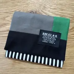 4262【2点100円、3点200円引き】シンプル移動ポケット