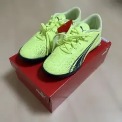 【新品未使用タグ付き箱付き】22cm PUMA サッカーシューズ イエロー