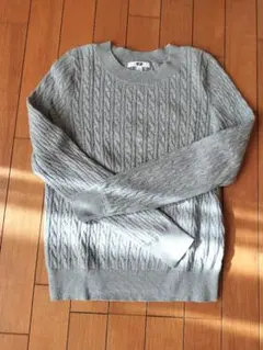 UNIQLO グレー ケーブルニット セーター S