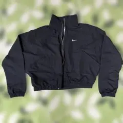 Nike 黒 クロップドジャケット Mサイズ