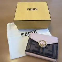 FENDI三つ折り財布　ピンクのサムネイル