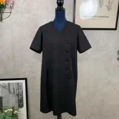【美品】ひざ丈ワンピース 3XL ブラック 半袖 オーバーサイズ