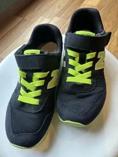 New Balance YV373AH2 18.5cm キッズスニーカーのサムネイル