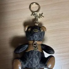 Michael Kors クマ型キーホルダー