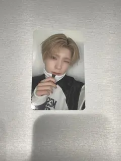 Item thumbnail for item e9db269f-6bf4-43bc-8c21-353bbb0ef975