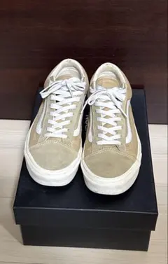 VANS スニーカー ベージュ ローカットのサムネイル