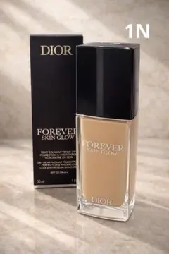 ディオール　フォーエバースキングロウ　1N