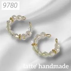 9780♡イヤーカフ 2個セット ホワイトx薄グリーン♡