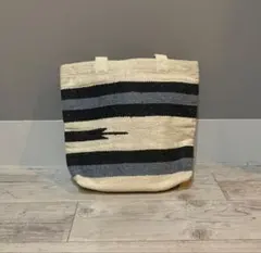 Item thumbnail for item ae5b1f26-9e24-499a-9222-4f67edc4d6a1