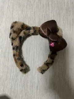 キティーちゃんヒョウ柄カチューシャ