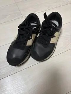 24センチ スニーカー
