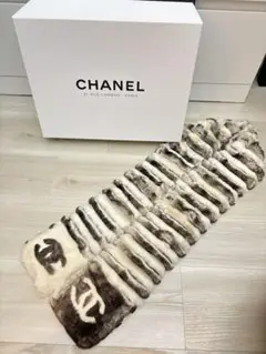 CHANEL シャネル　オリラグ　リアルファー　マフラー　ホワイト CHANEL（マフラー/ショール ・ ホワイト/白色系）のフリマ