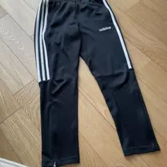 adidas アディダス　キッズズボン　ジャージ　130