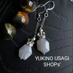 NO.952 天然石グレーアゲートと水晶のチェーンピアス