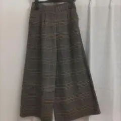 ブラウン系チェック柄ワイドパンツ