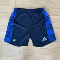 ジュニアadidas 幾何学模様 ハーフパンツ 黒/青
