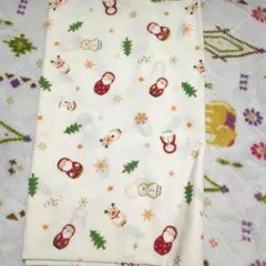 クリスマス綿シーチング生地 約110cm x 50cm　サンタ マトリョーシカ