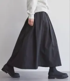 AMERICAN HOLIC ✴︎ タックフレアスカート