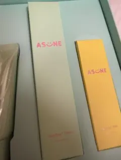 【ぬ様専用】ASUNE化粧水&ポーチのサムネイル