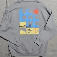 【限定】VANS バンズ US OPEN 2018 バックプリント パーカー