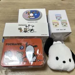3coins × サンリオ　POCHACCO セット