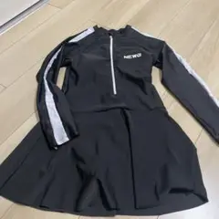 新品　長袖スカートスイムウェア