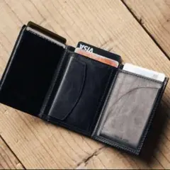未使用PRESSo キャッシュレス時代の理想の財布 ミニ　レザー三つ折り財布　黒