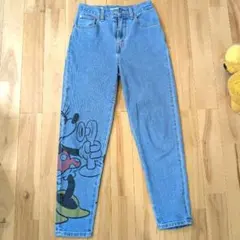 Item thumbnail for item 25fe35e4-3a71-411b-878e-aa8b1482f764