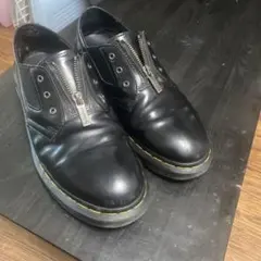 Dr. Martens フロントジップ ローファー ブラックのサムネイル