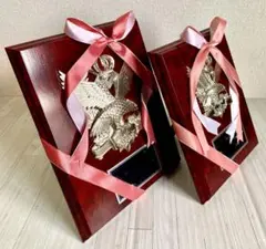 【箱付・2個セット】フジプライズ 表彰盾 大小セット 鷲 王冠 レリーフ