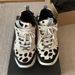 UGG ダルメシアン柄　厚底スニーカー 2025年最新】ugg スニーカー ダルメシアンの人気アイテム - メルカリ