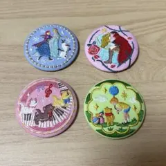 ディズニー刺繍缶バッジ