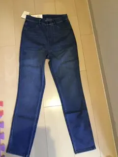 UNIQLOウルトラストレッチハイライズデニムSサイズ