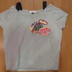 ピンクラテのTシャツ