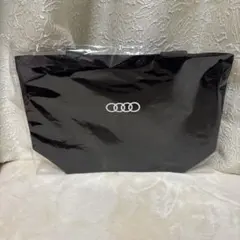 Audi アウディ ランチバッグ 黒