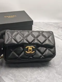 CHANEL ノベルティキルティングバッグ ブラック ミラー付き コスメ
