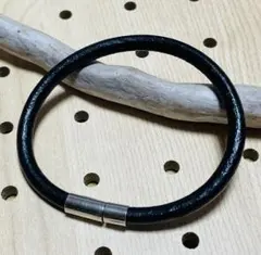 ハンドメイド　レザー　ブレス　ナチュラル　ブレスレット　本革　ブラック　5㎜のサムネイル