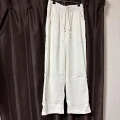 イージーワイドパンツ