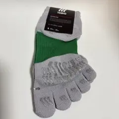 tabio レーシングラン五本指ソックス23-25cm グレーグリーン