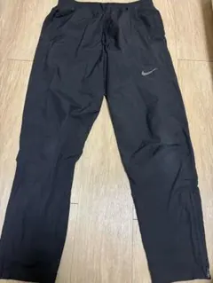 Nike ブラックパンツ