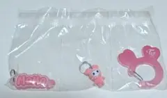 TWICE　LOVELYS アクリルカラビナ　フロッキーマスコット　　モモ