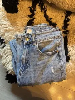H&M ダメージ　ストレートデニム