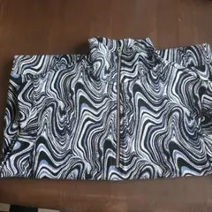 ZARA　柄ニットベスト