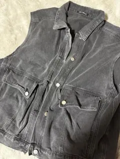 グレー デニム　ノースリーブベスト　モード　カジュアル