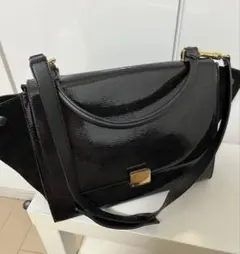 ショルダーバッグセリーヌ 2WAYハンドバッグトラペーズ　黒　中古美品