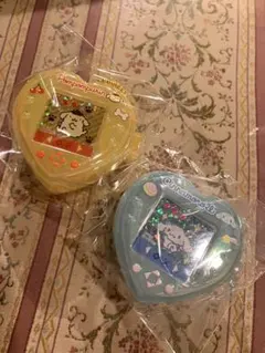 サンリオ　シークレットミニゲーム機風チャーム　　ポムポムプリン、シナモン