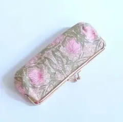 Item thumbnail for item 71c3942b-3097-4418-9993-b26ff4430e1c