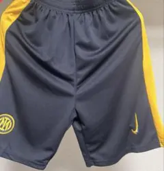 Nike ハーフパンツ 黒/黄色