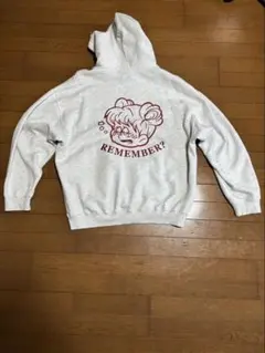 REMEMBER? パーカー グレー Lサイズのサムネイル