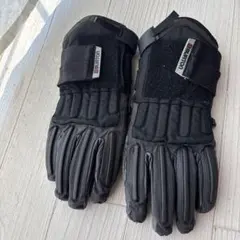【おすすめ】プロテクター内蔵　BURTON スノーボードグローブ ブラックのサムネイル